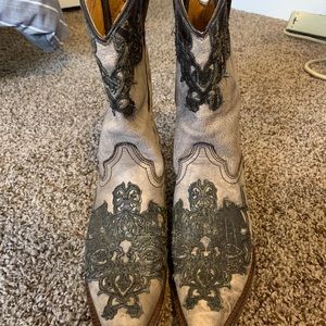 Corral cowgirl boots